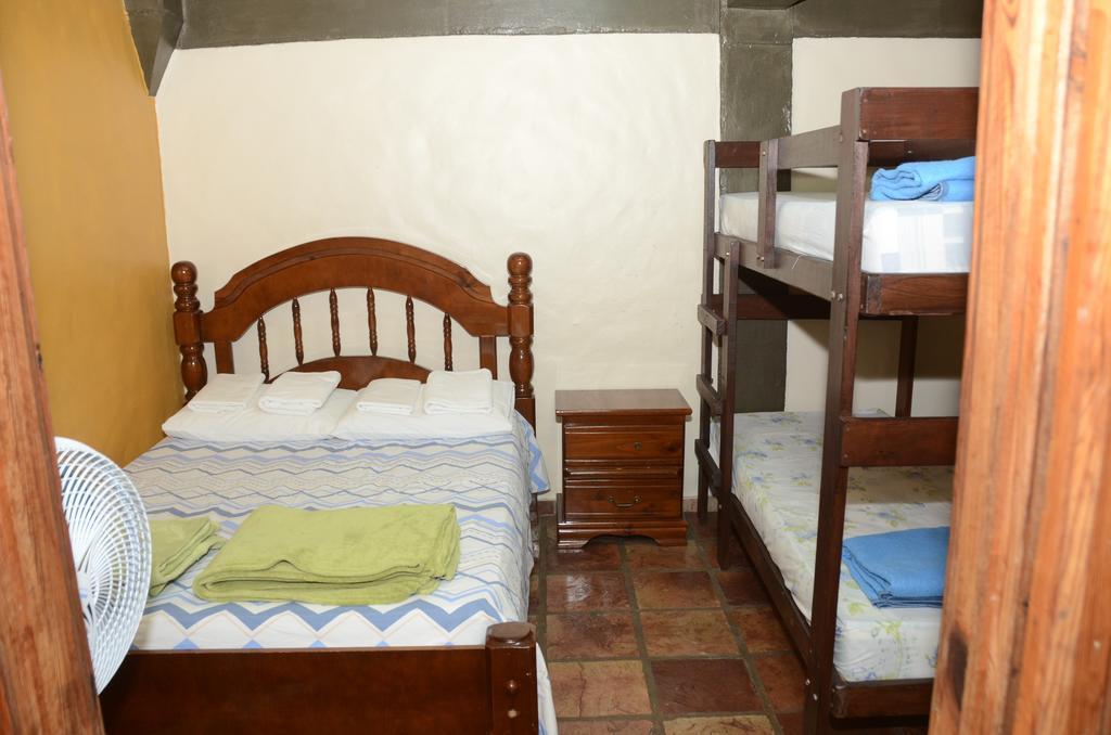 Hostel Barra Da Tijuca Tree House Hostal *